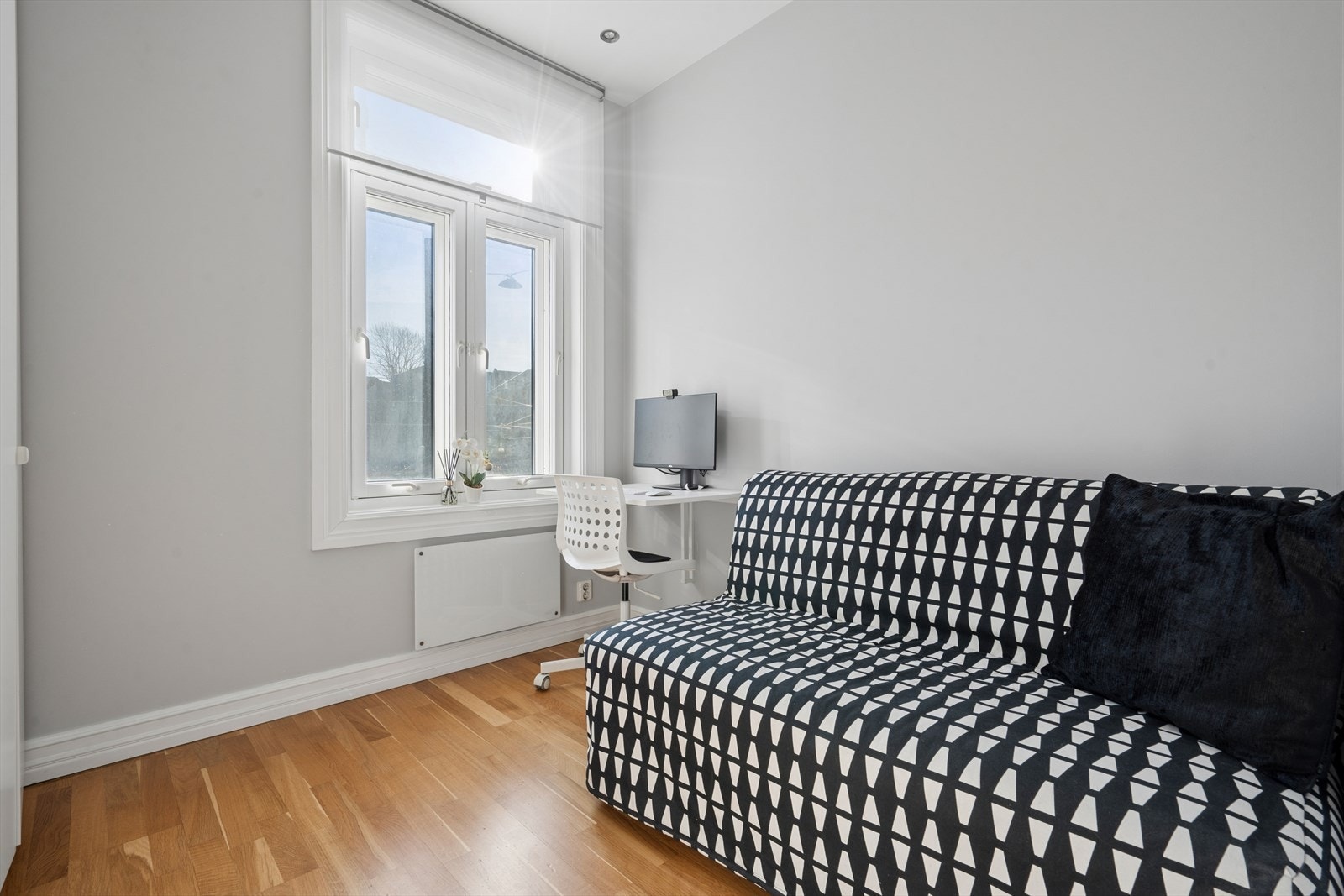 Soverom /kontor mot Storgata Galleribilde