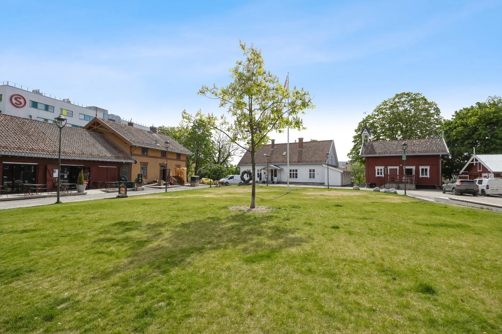 Lillo Gård. Galleribilde