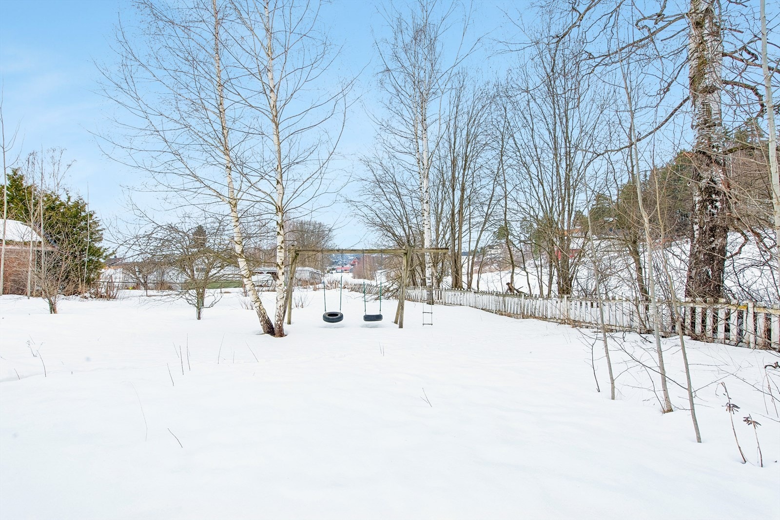 Området er vurdert som veldig trygt, med lite trafikk og støy. Galleribilde