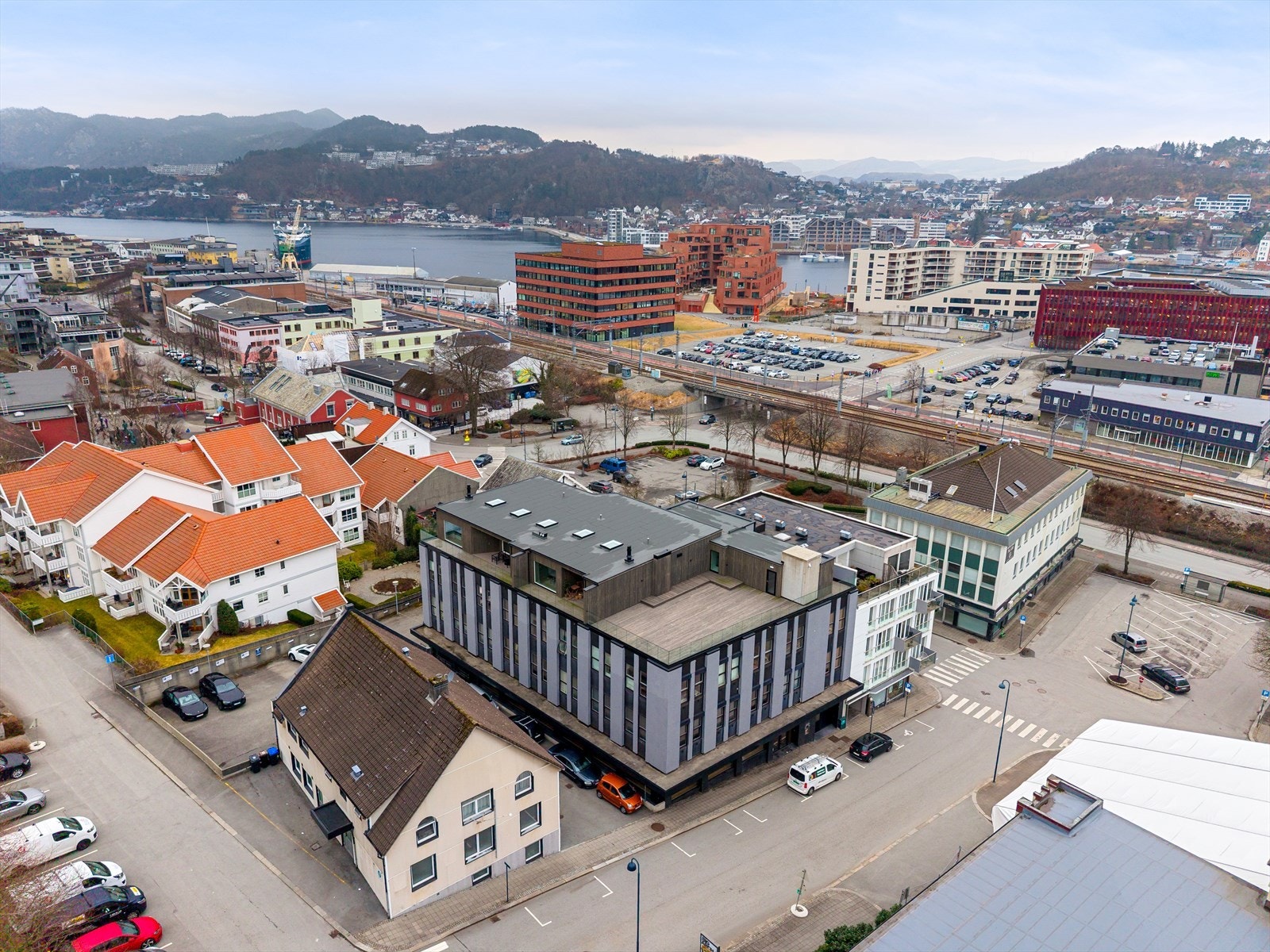 Leiligheten har en meget sentral beliggenhet i nordenden av Langgata i Sandnes sentrum Galleribilde