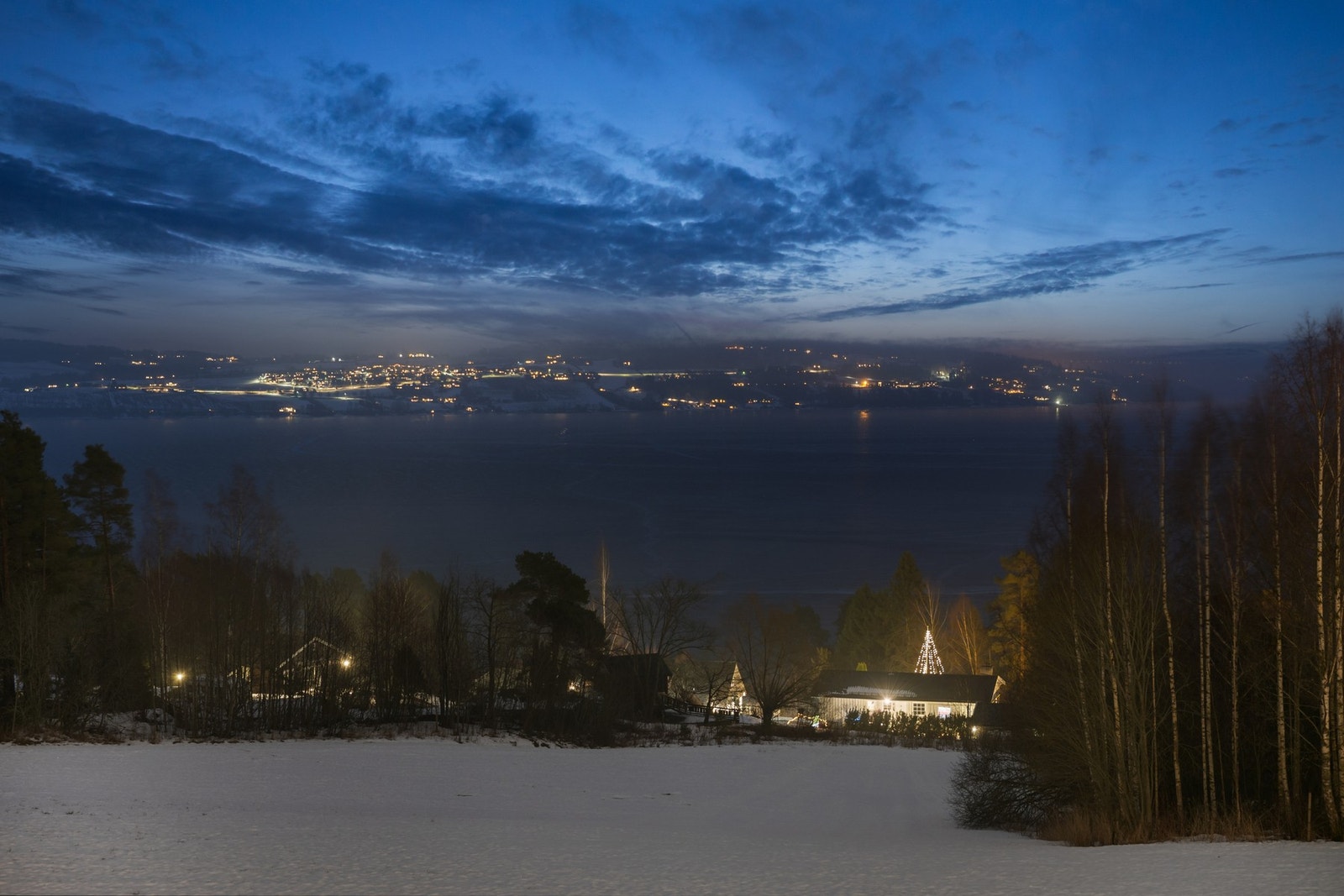 Her kan den fantastiske utsikten nytes i rolige omgivelser. Galleribilde