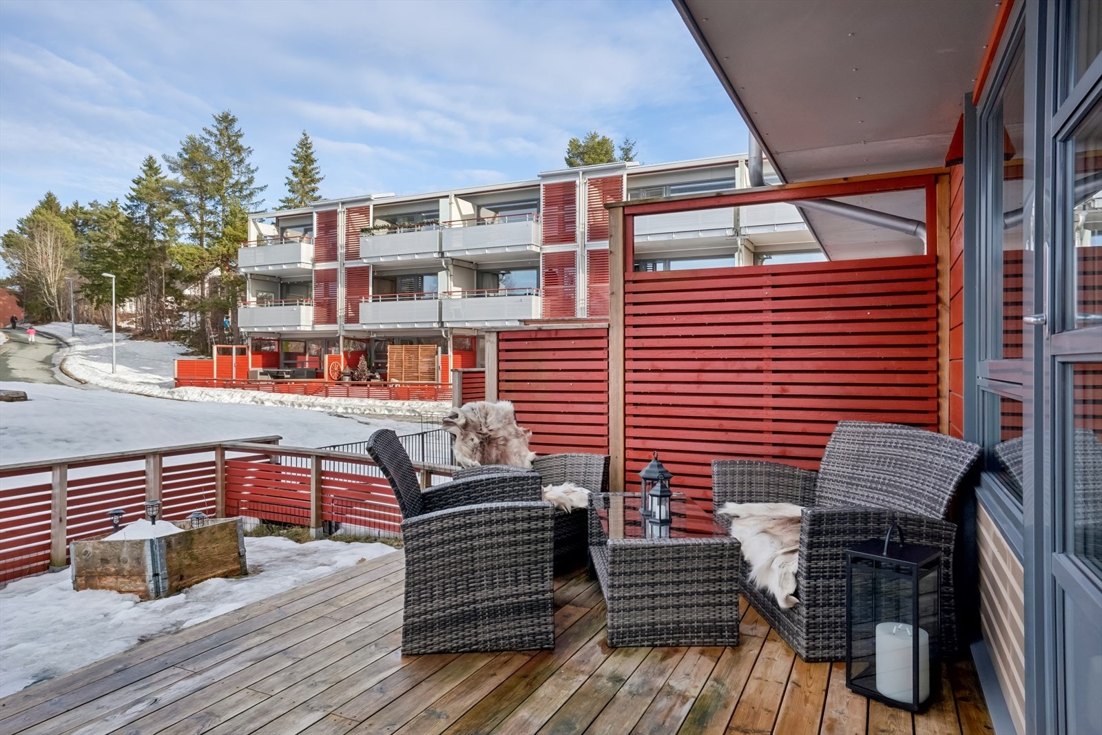 Terrasse til stor glede på gode og varme sommerdager. Galleribilde