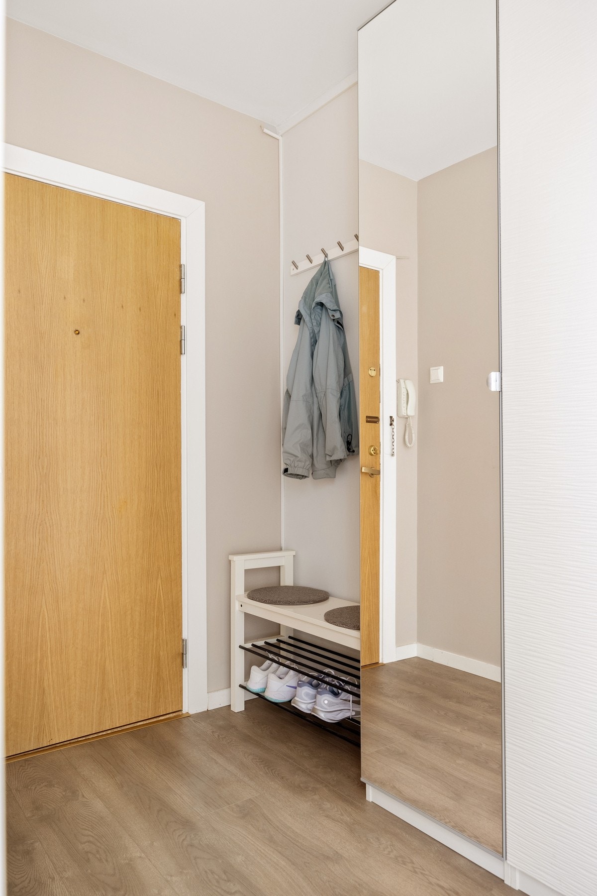 Oppgangen har callinganlegg. Galleribilde