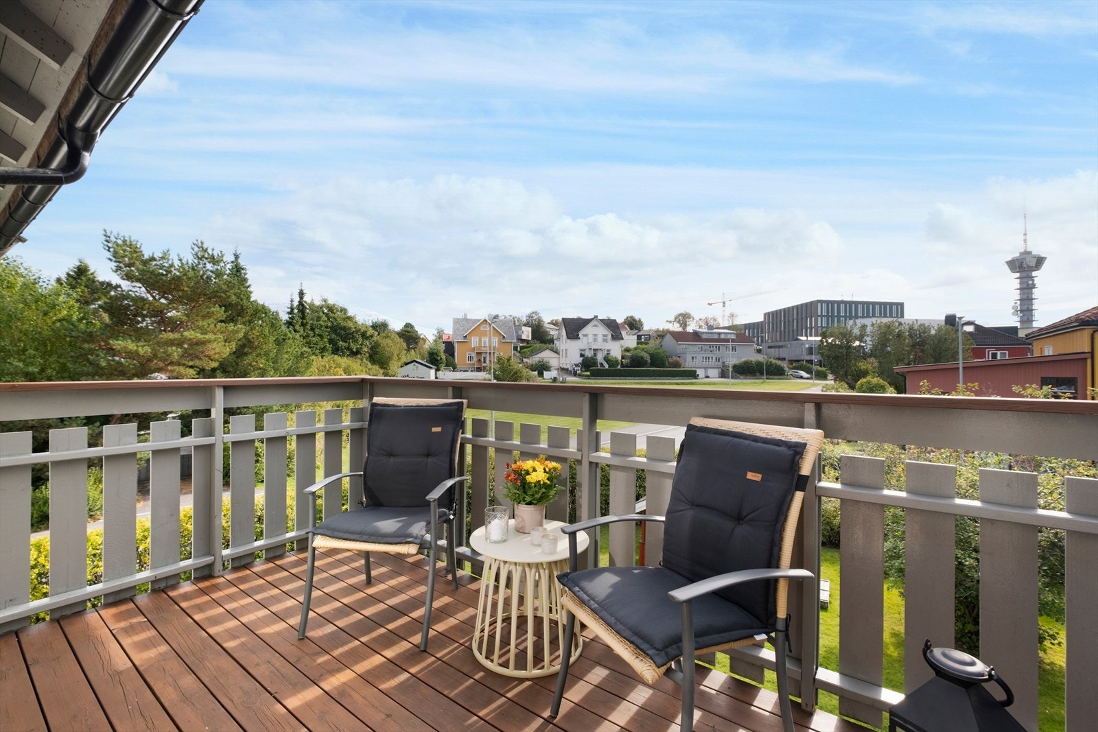 Balkongen er på 7m² og byr på gode solforhold. Galleribilde