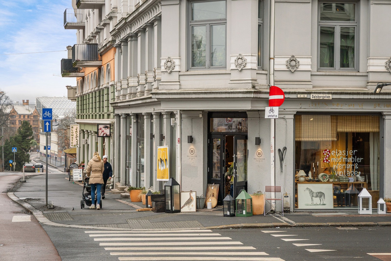 Balthazar har to etasjer med alt du ønsker deg. Her er det ofte liv i gata også på søndager. Galleribilde