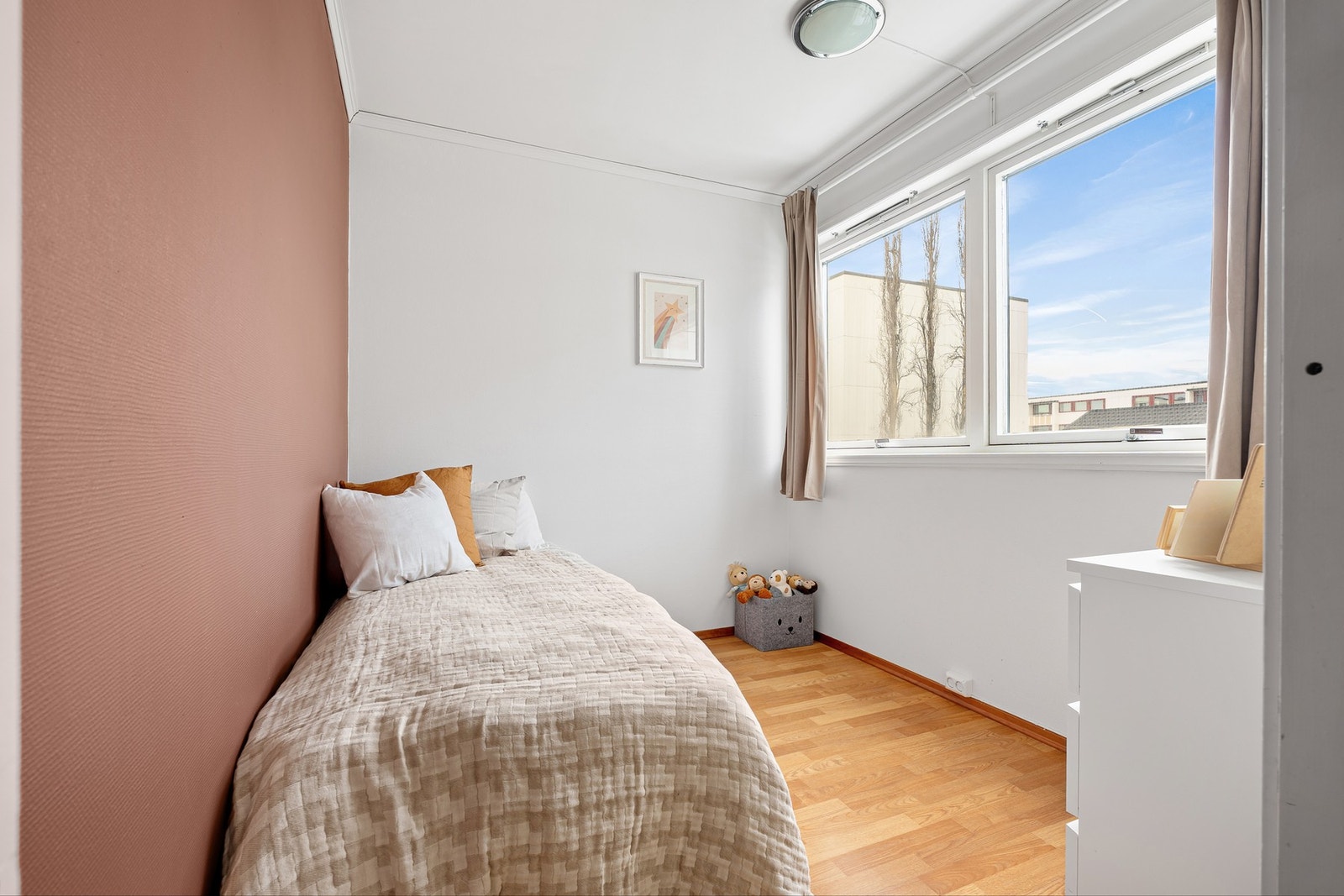 Soverom to på 6 m². Galleribilde