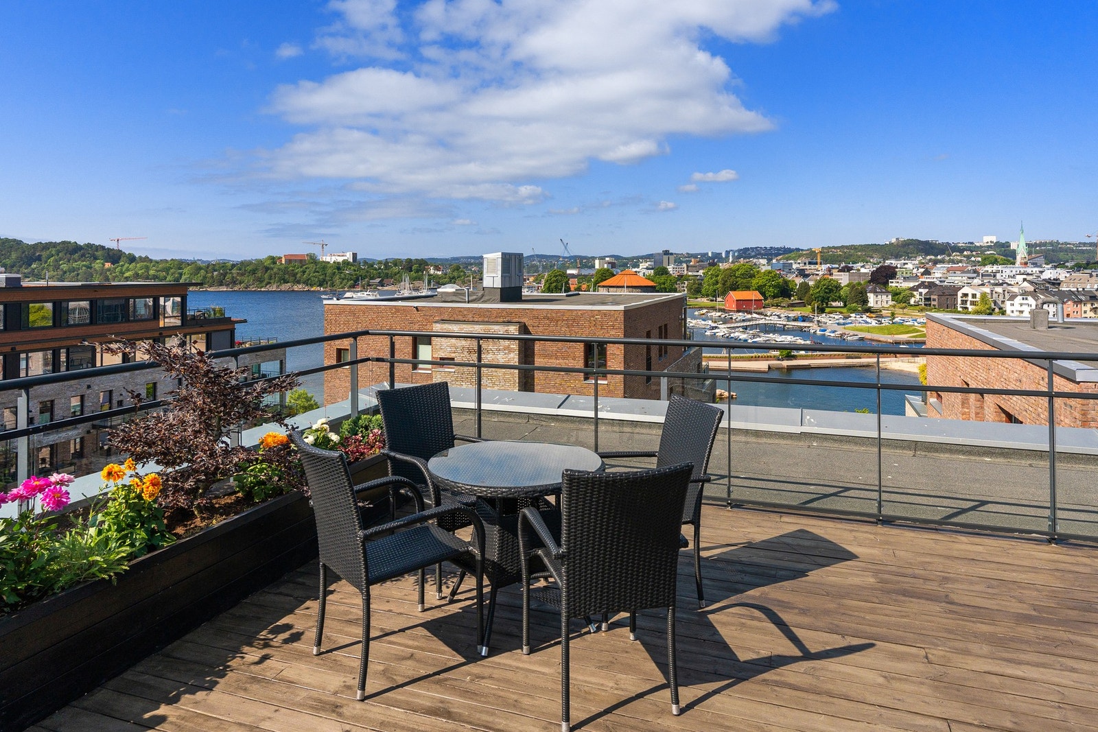 Fra takterrassen - her er det mye å se på Galleribilde