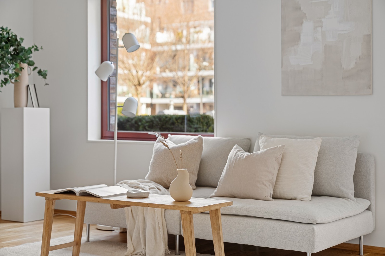 Fint stuemiljø og godt med alt lyset inn Galleribilde