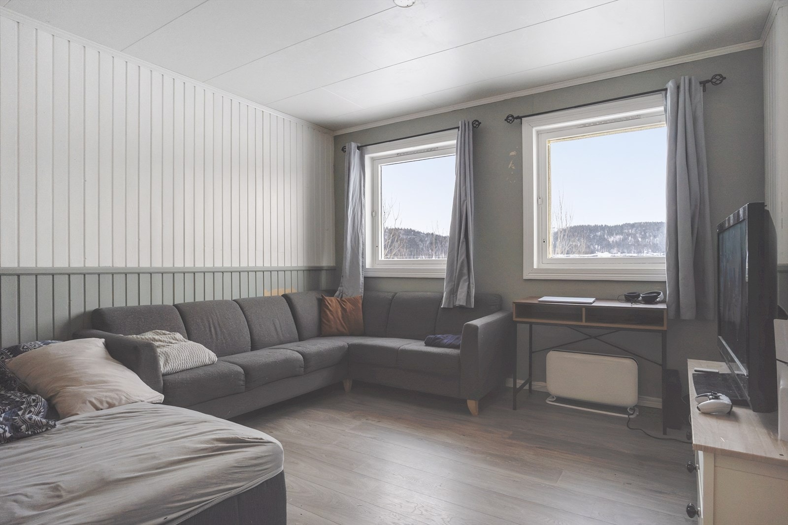 Soverom/kjellerstue. Det er ikke søkt bruksendring for rommet. Galleribilde