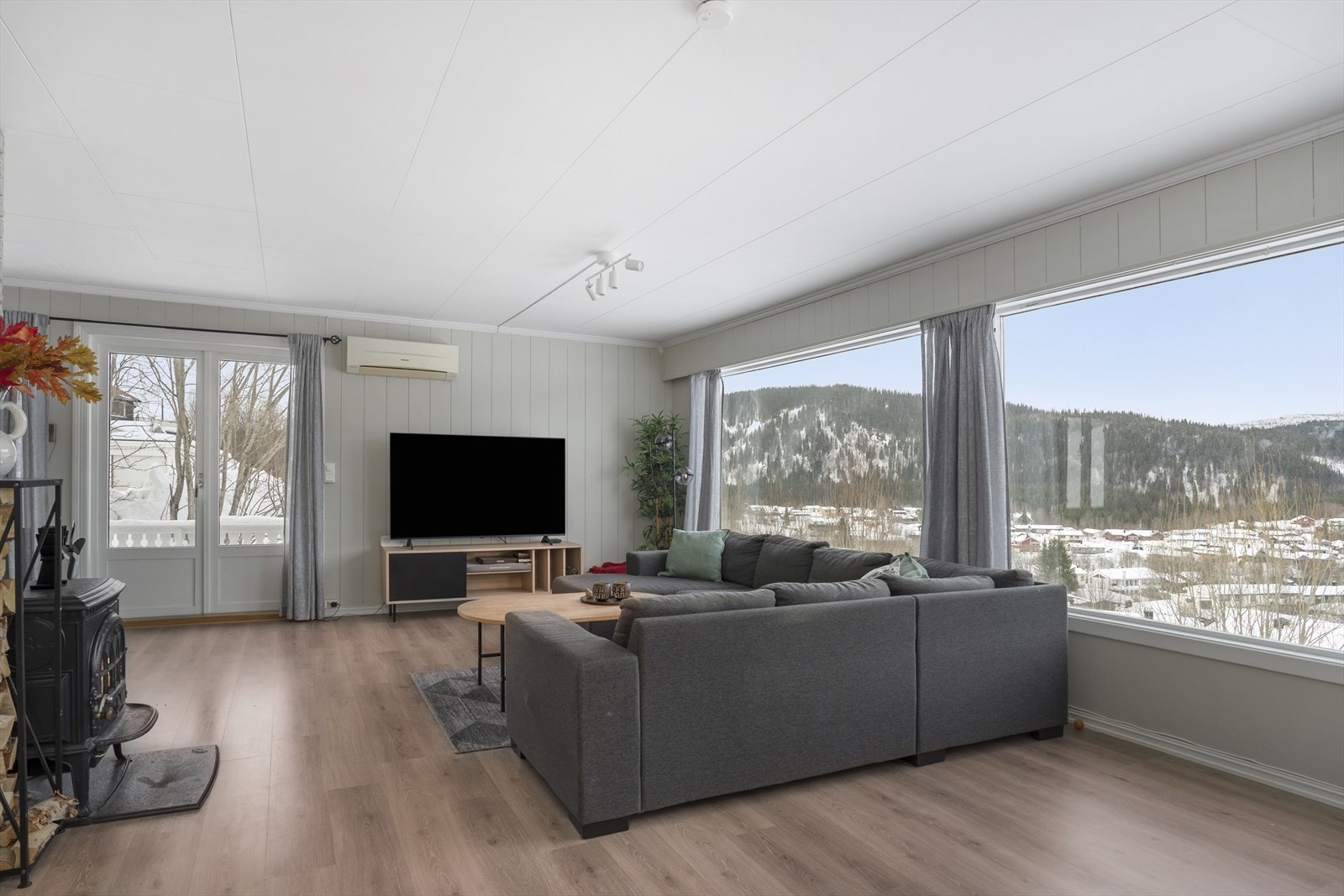 Fra boligen er det fantastiske utsiktsforhold! Galleribilde