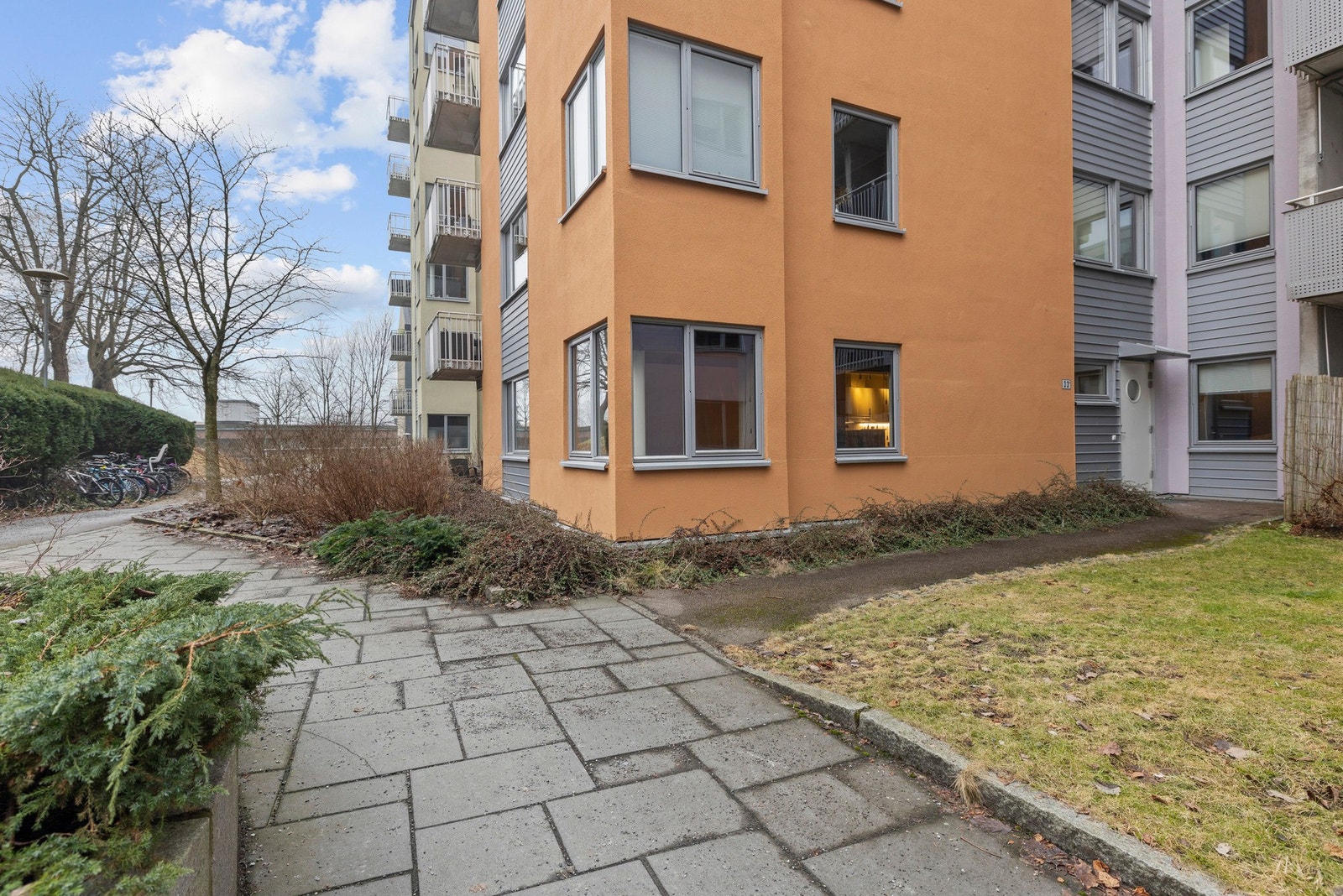 Leiligheten har egen inngang Galleribilde