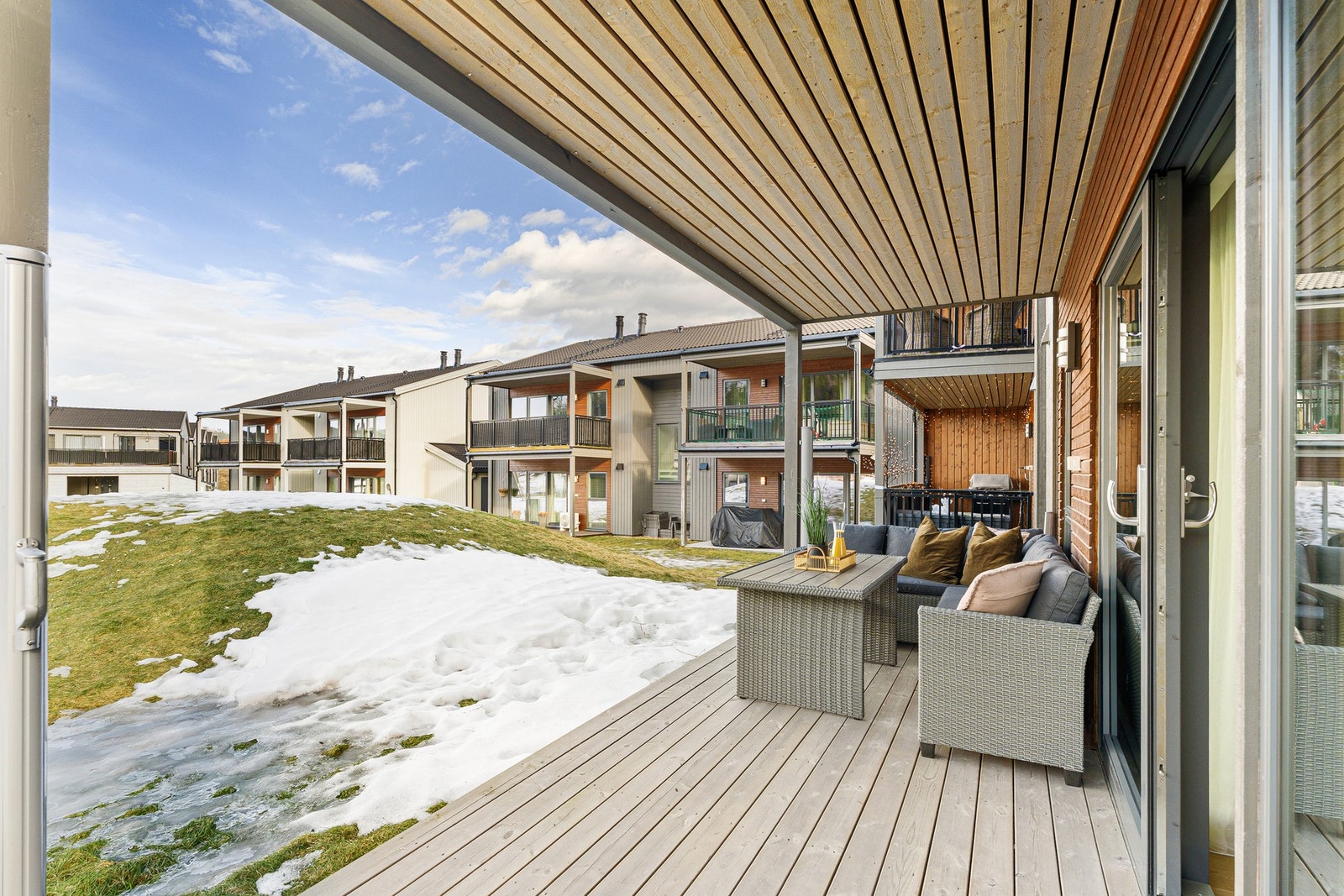 Vollen skjermer noe for innsyn Galleribilde