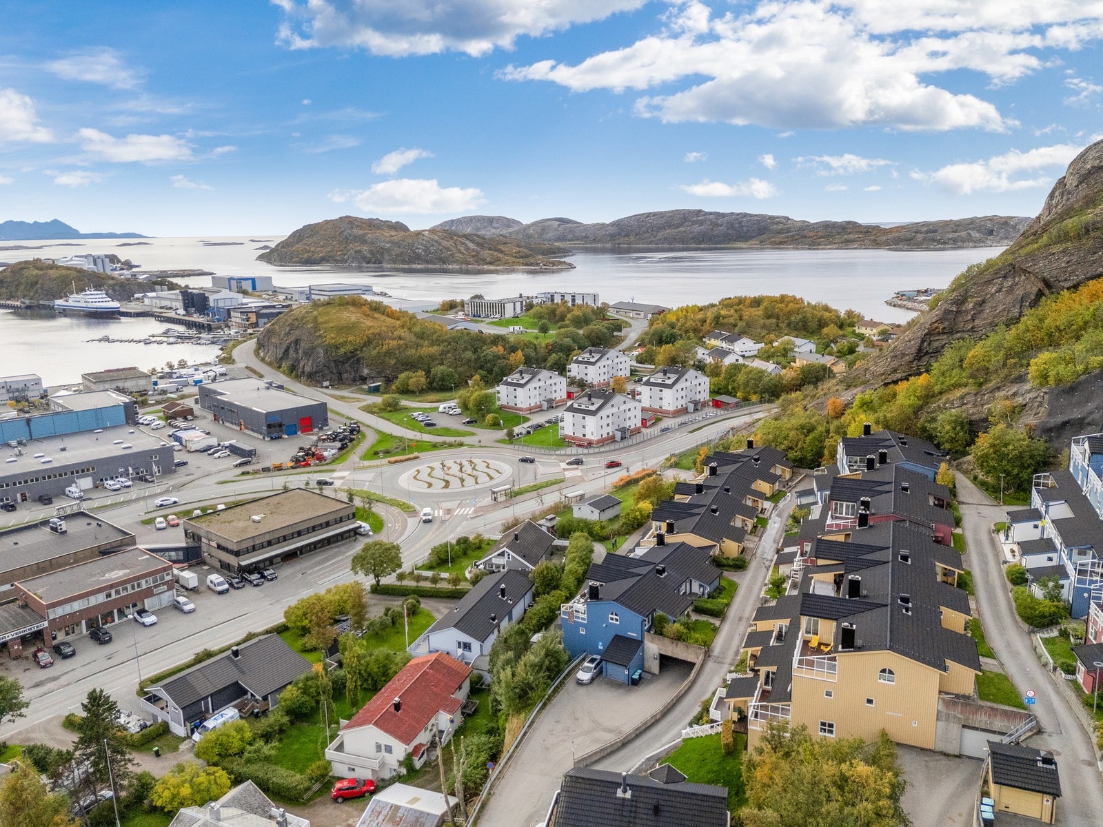 Attraktiv beliggenhet i Rønvika med kort avstand til det aller meste. Galleribilde