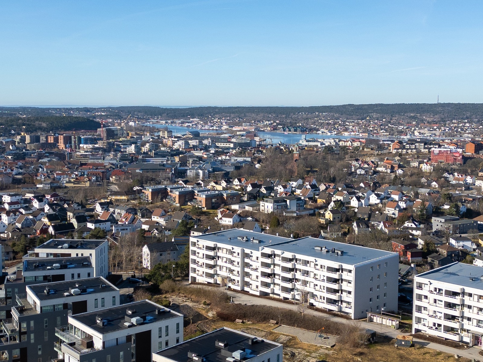 På Kringsjå bor du med kort gangavstand til sentrum og alle byens fasiliteter. Galleribilde