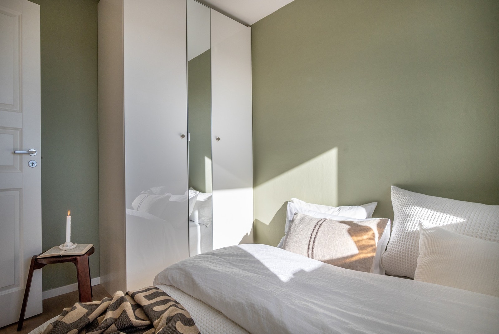 Skapet er nytt og følger leiligheten. Galleribilde