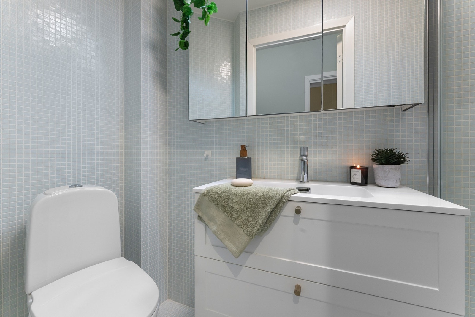 I kjelleretasje er det vaskeri med felles vaskemaskin/tørketrommel Galleribilde