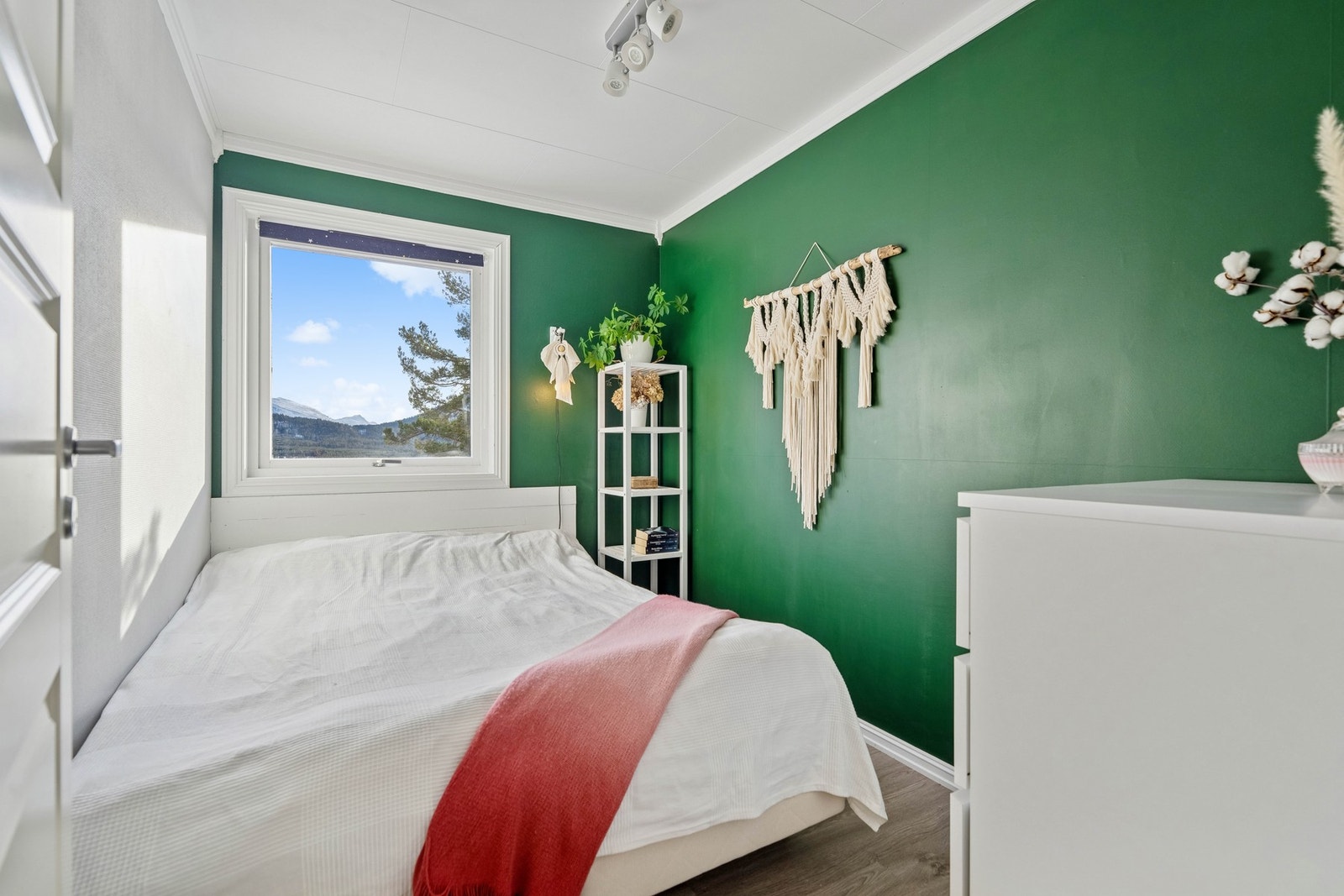 Soverom i 1. etasje Galleribilde