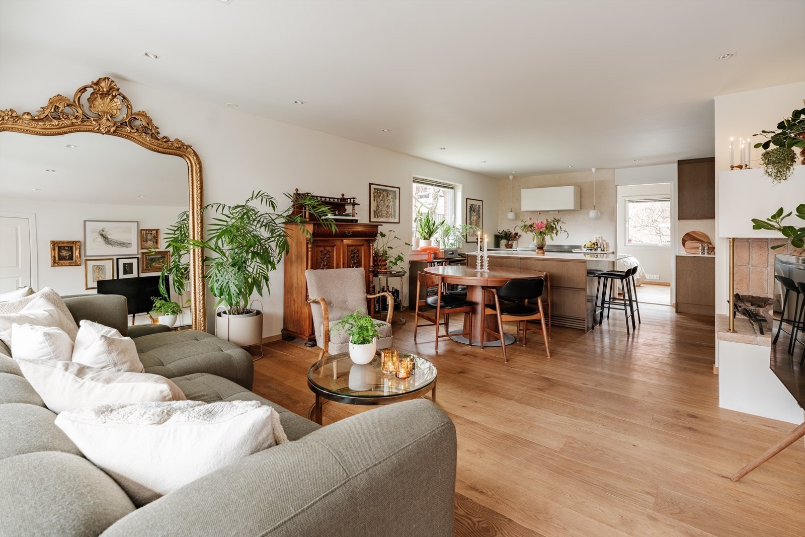 En påkostet 3-roms med god standard og gjennomtenkt planløsning. Galleribilde