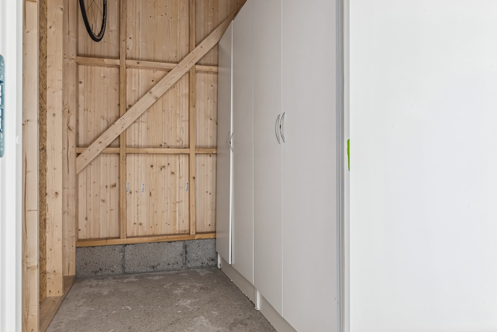 Innvendig i bod nr 2. Galleribilde