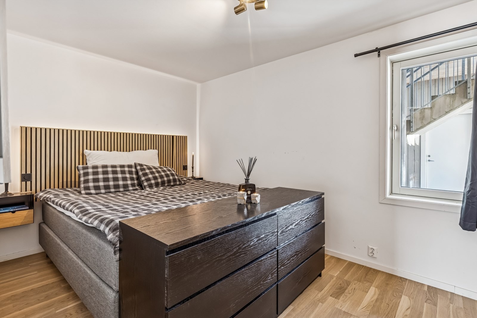 Soverom 1 er et godt og romslig soverom Galleribilde