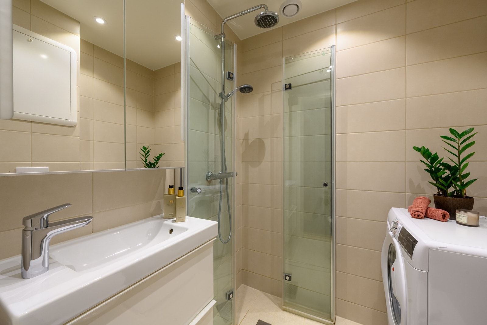 Moderne bad rehabilitert i regi av borettslaget i 2024. Galleribilde