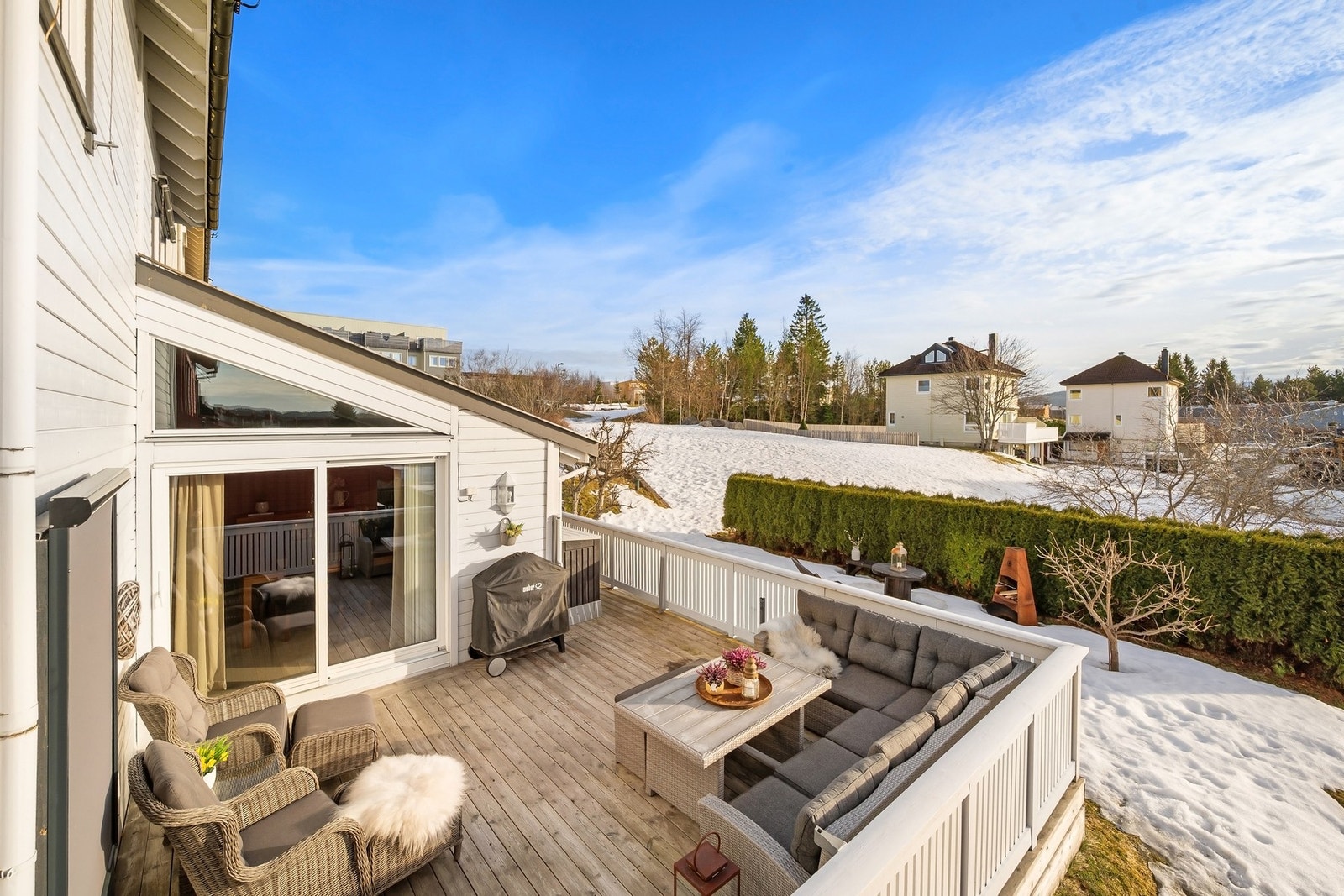 Sørvestvendt terrasse på 28,5 kvm. Galleribilde