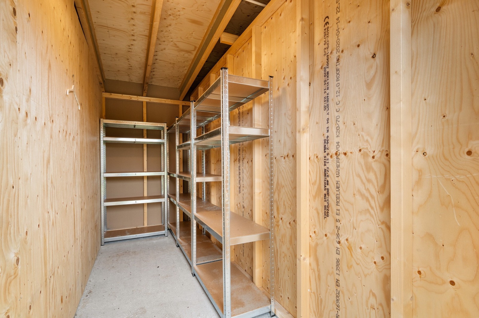 For ekstra oppbevaring har du en ekstern bod på 5 m². Galleribilde