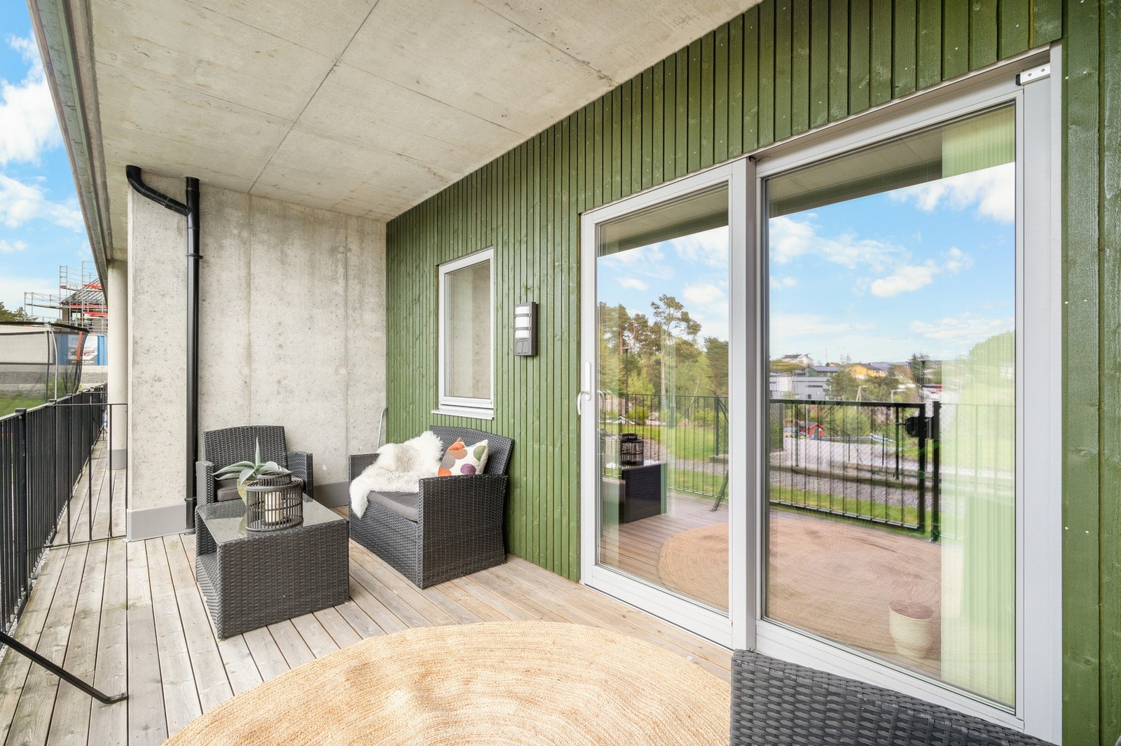 Velkommen til denne nydelige 2-roms selveier leilighet med gjennomgående høy standard. Galleribilde