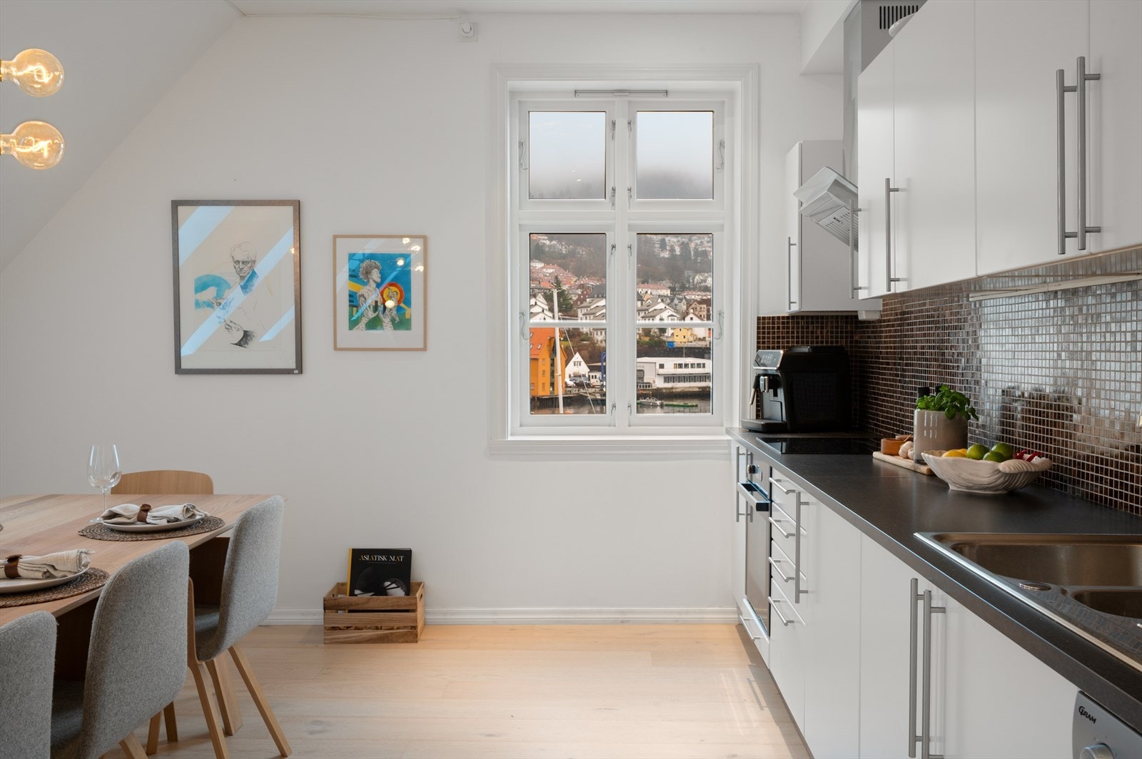 - Et praktisk og funksjonelt kjøkken - Galleribilde