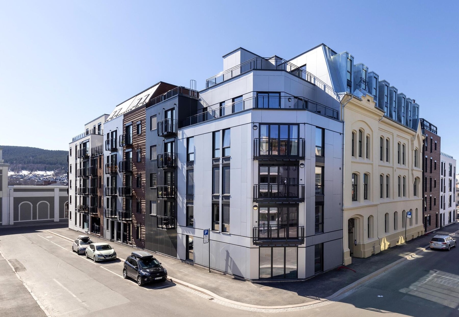 Grev Wedels Plass er 7 unike byhus kjedet i hverandre Galleribilde