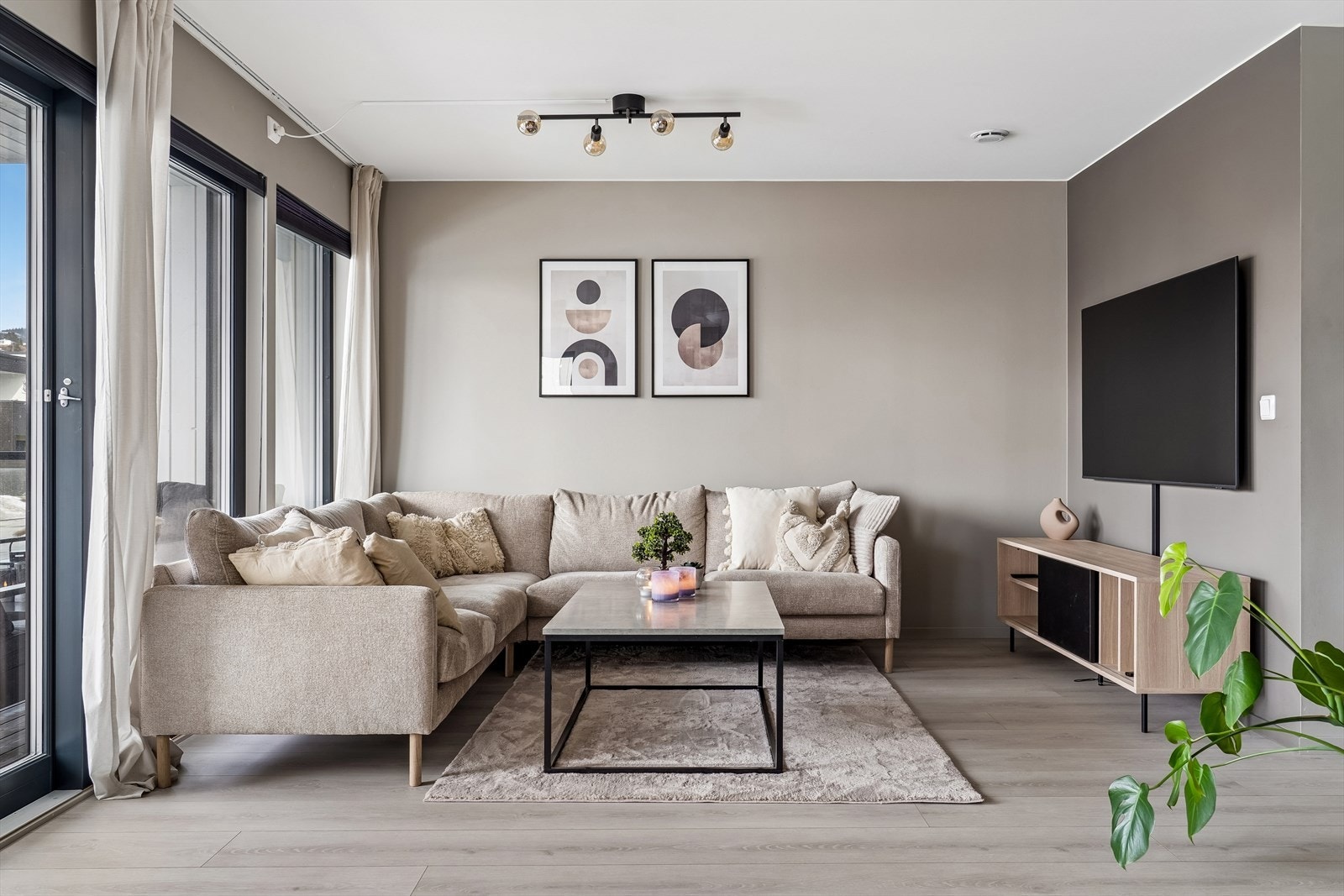 Delikat leilighet med gjennomgående høy standard Galleribilde