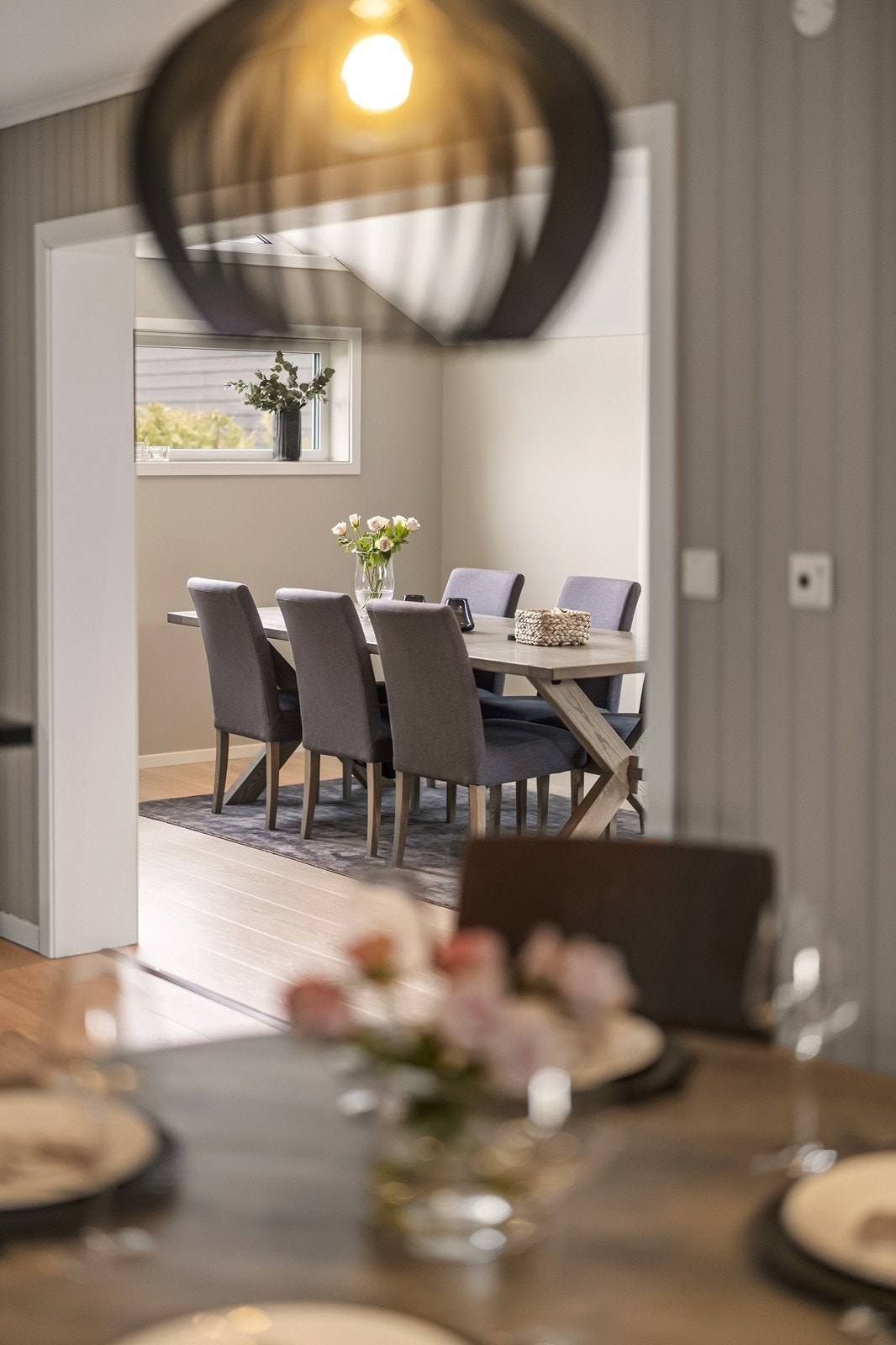 Detaljene i interiøret bidrar til en gjennomført atmosfære. Galleribilde