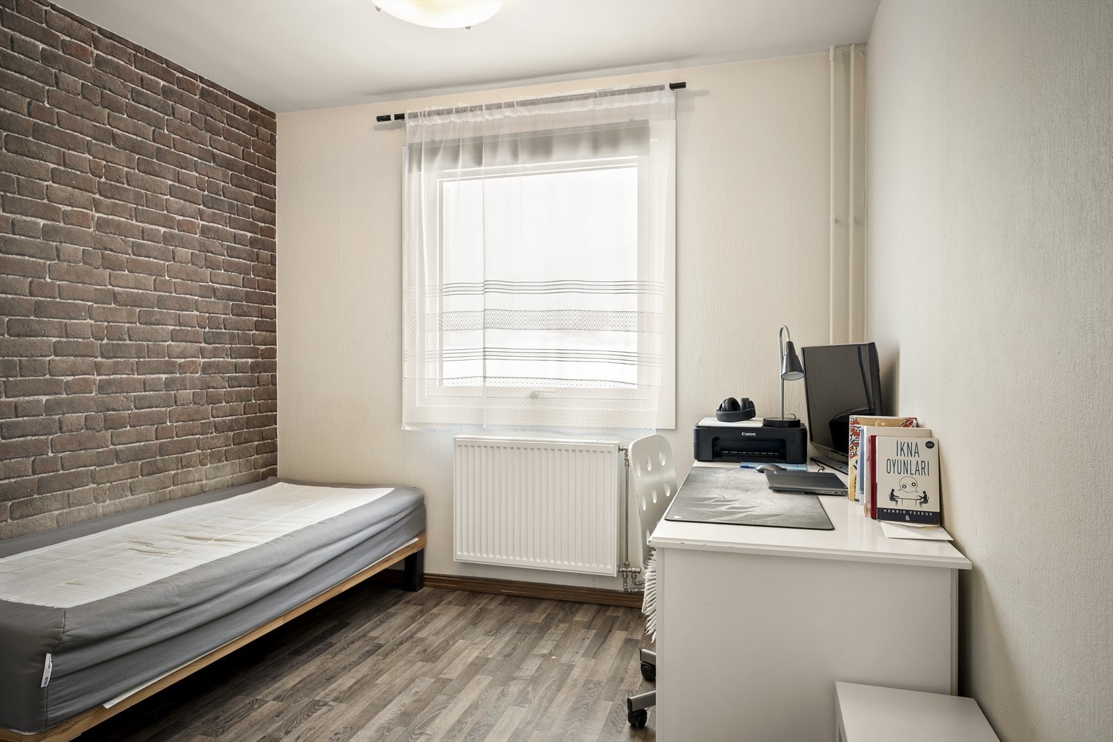 Perfekt rom for hvile, lek eller arbeid hjemme. Galleribilde