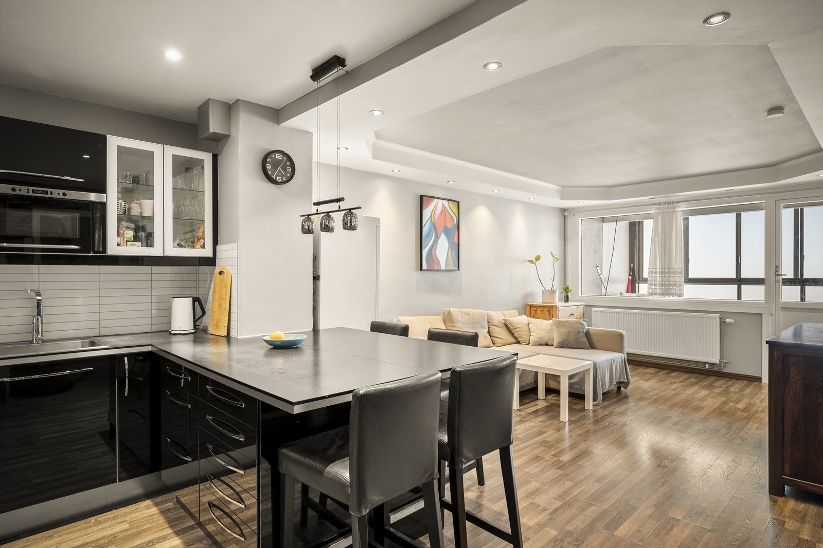 NBBO Eiendomsmegling v/Tomas Urbanik ønsker velkommen til visning i Lauritz Hervigsvei 88D! Galleribilde