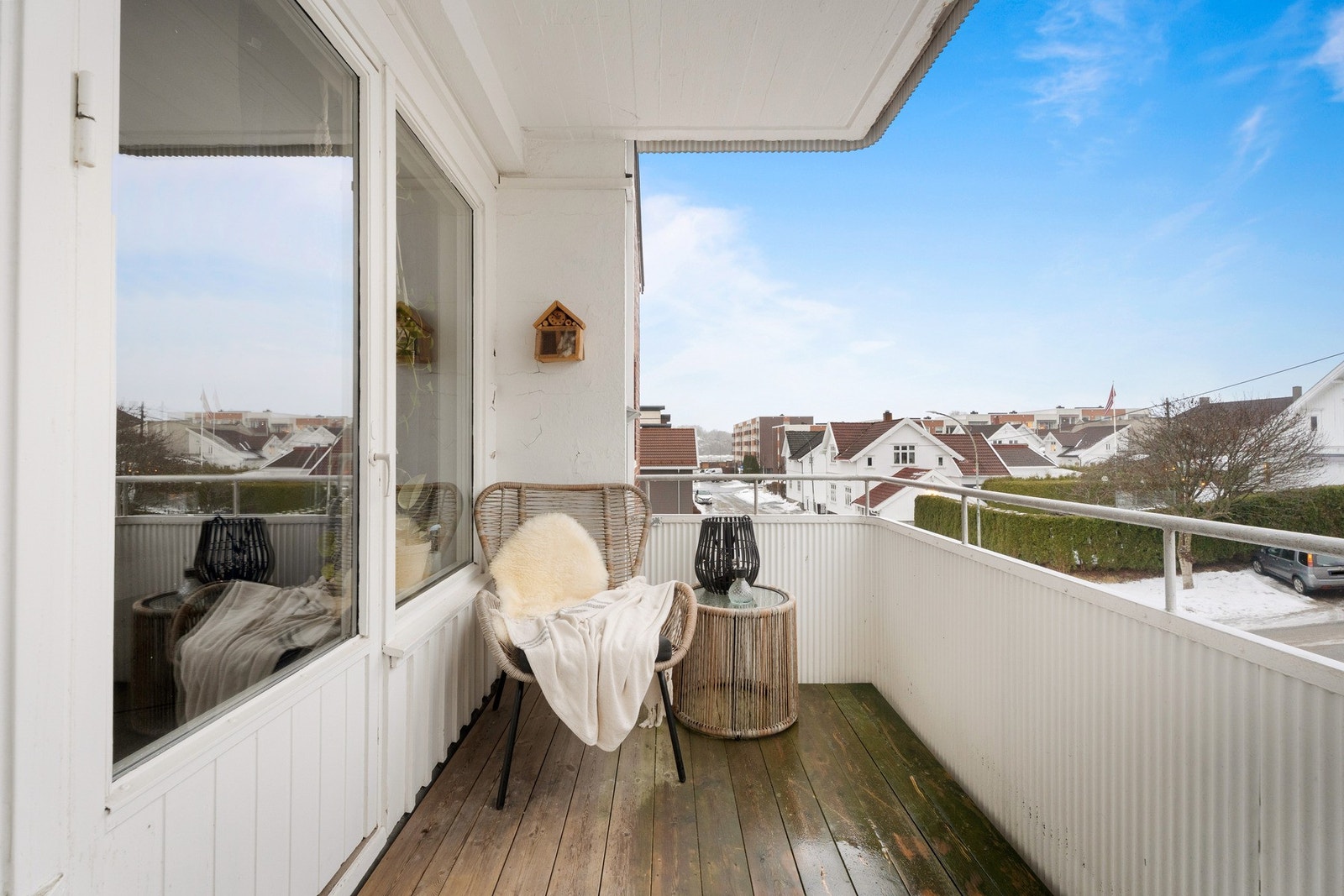 Balkong som vender mot syd/øst. Galleribilde