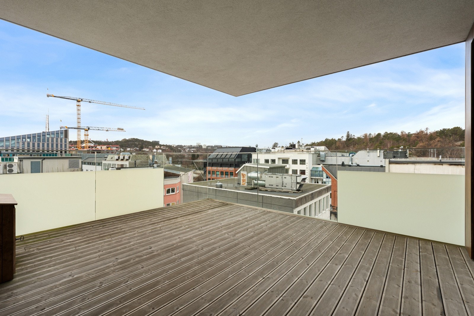 Overbygget balkong i 6. etg. på 20 kvm Galleribilde
