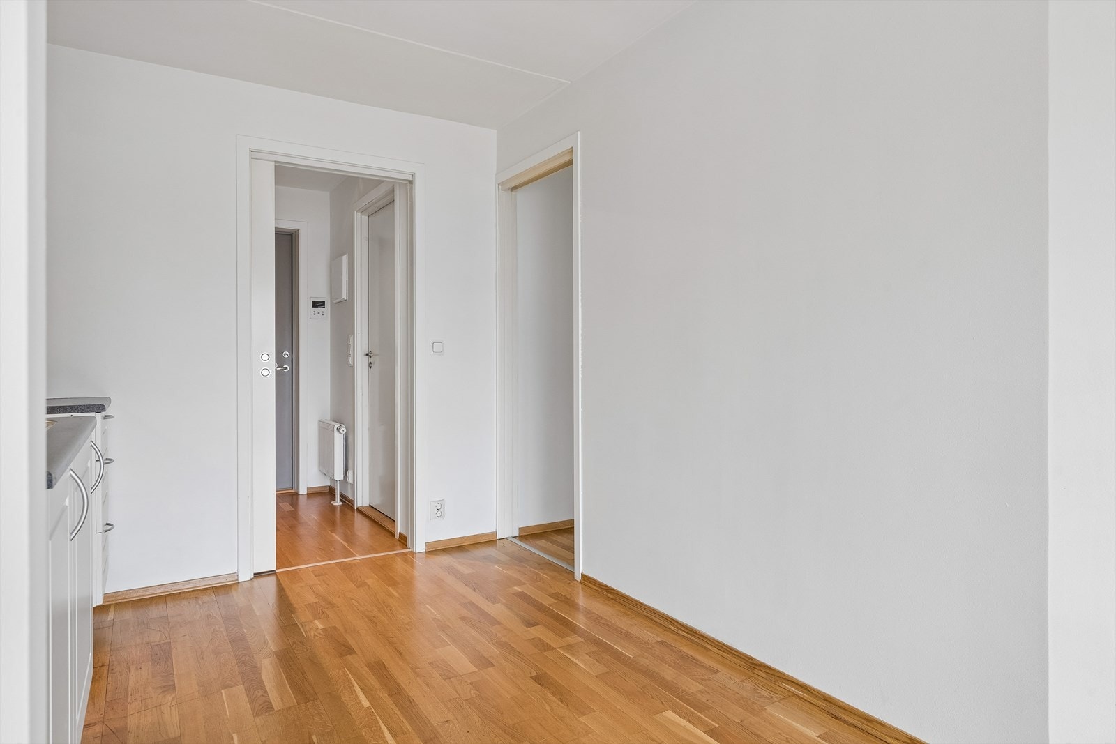 Enkel adkomst mellom rommene. Galleribilde