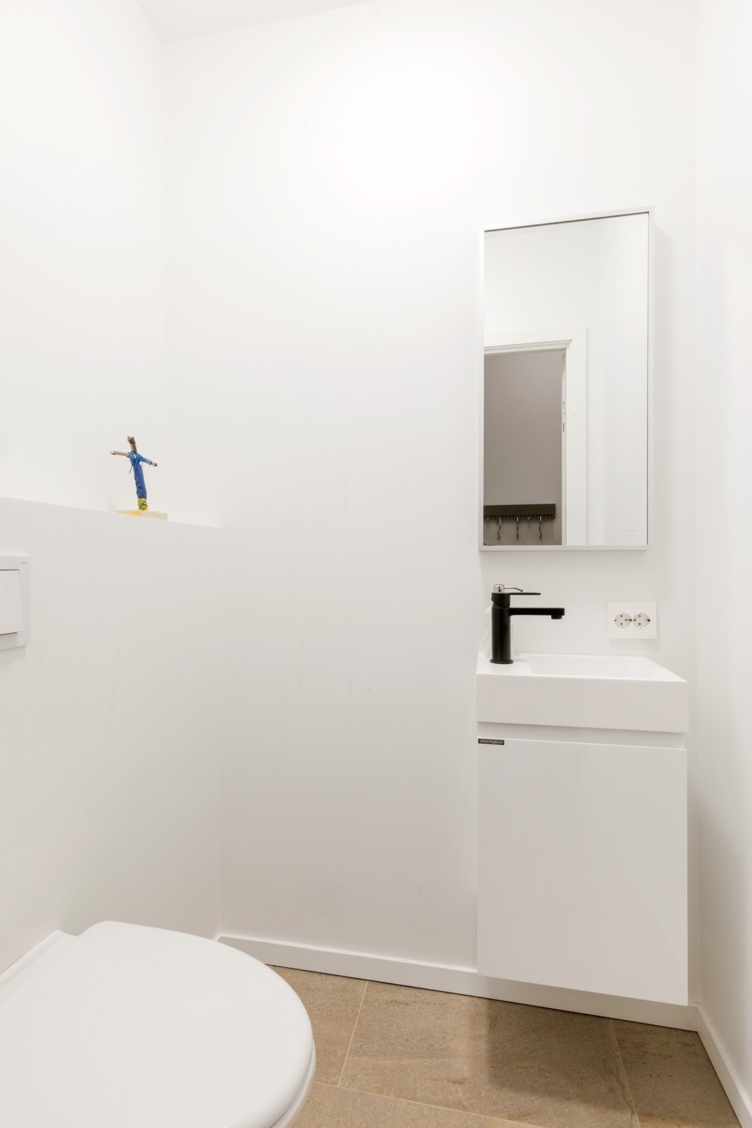 Gjestetoalett. Galleribilde