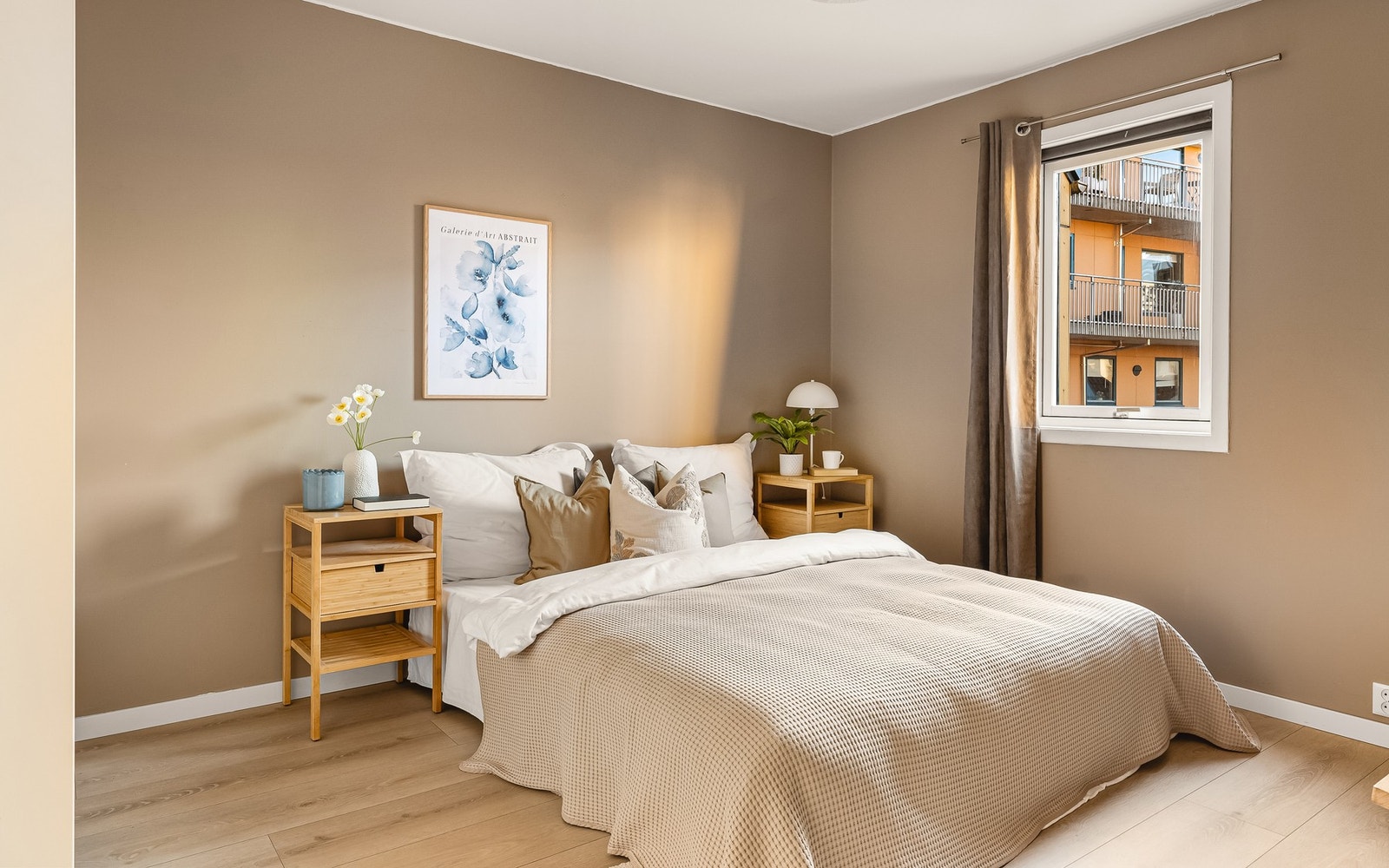 - Boligens soverom måler 11,8 kvm - Galleribilde