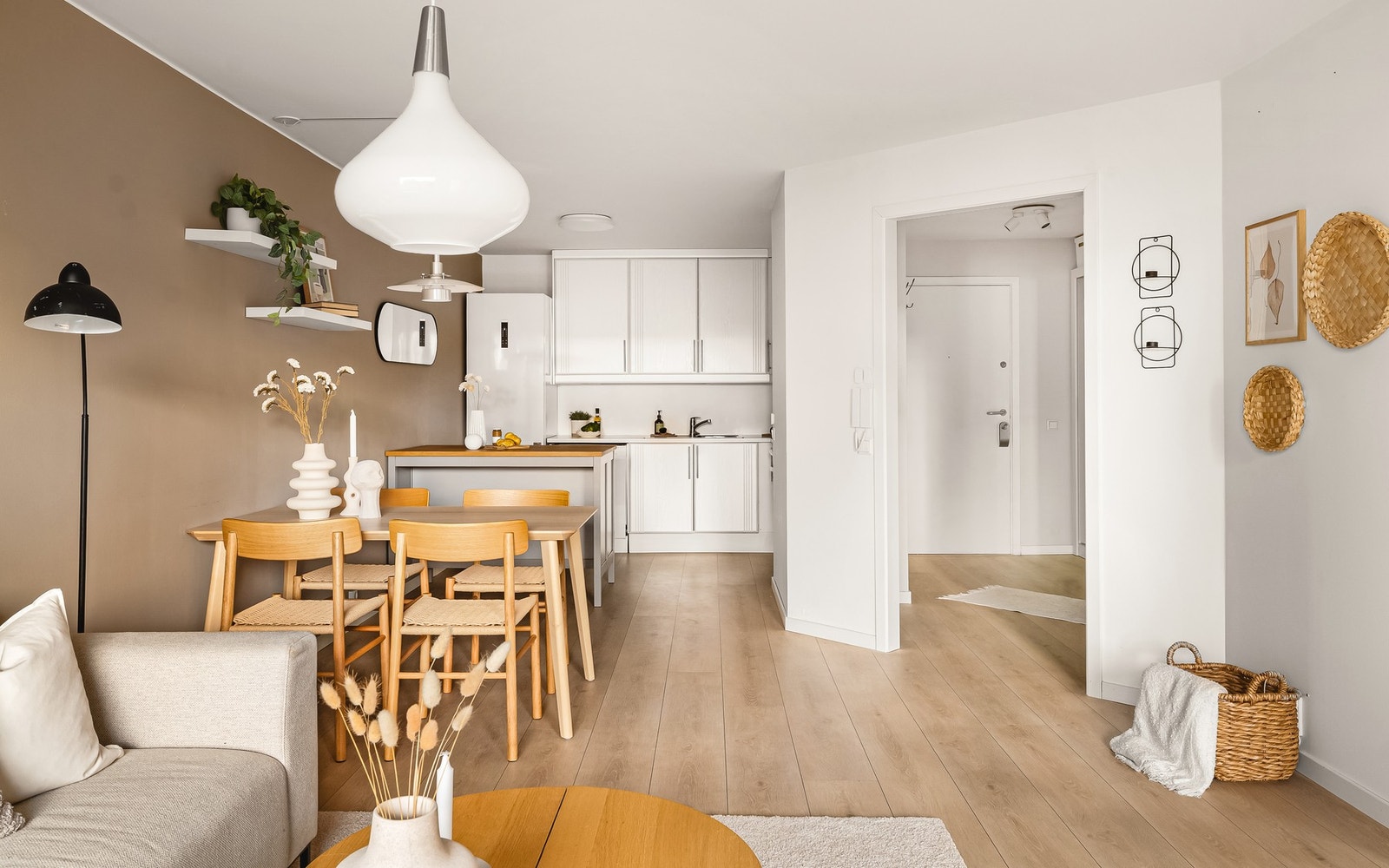 - Nytt laminatgulv fra 2019 - Galleribilde