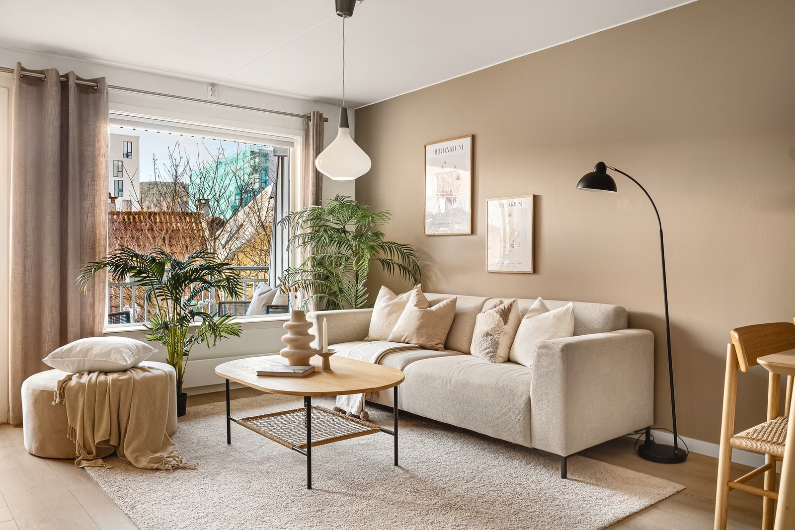 - Det er lave felleskostnader i sameiet - Galleribilde