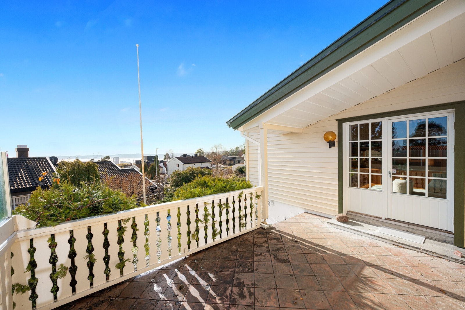 Verandaen som ligger ved stuen. Galleribilde