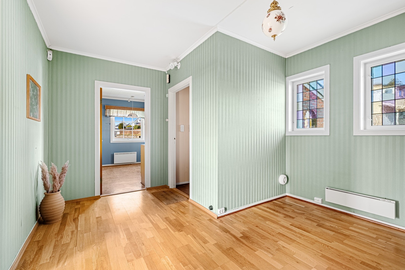 Gang. Herfra er det enkel adkomst til kjøkken. Galleribilde