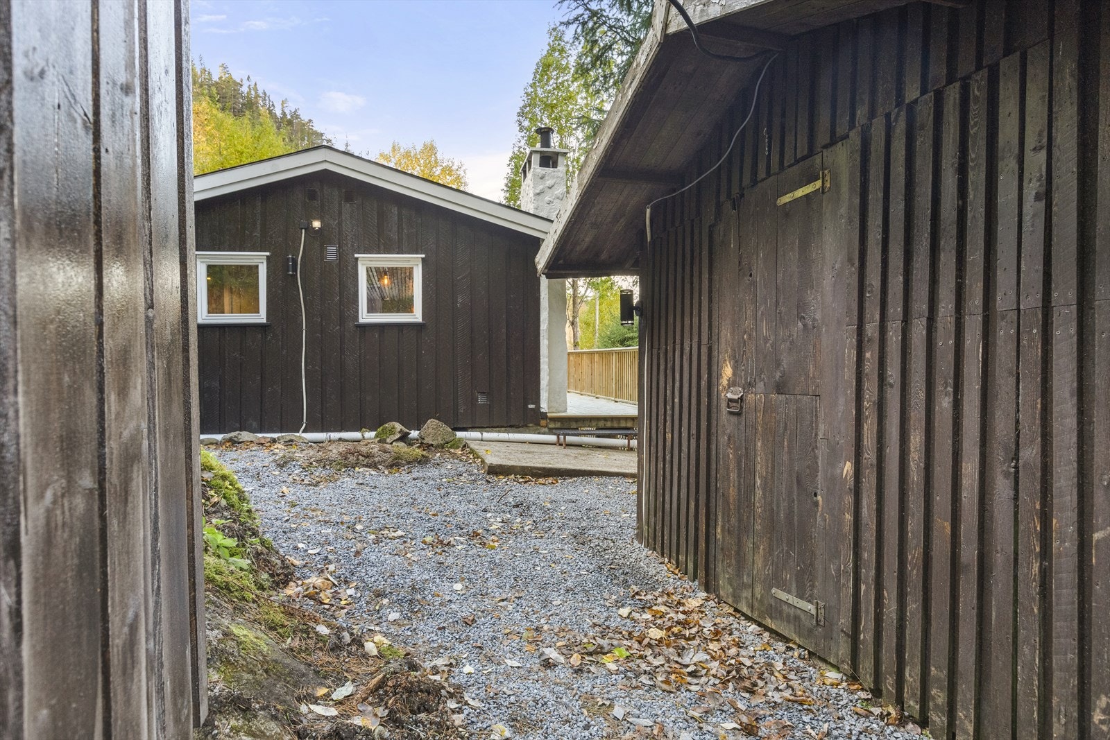 Frittstående bod har god oppbevaringskapasitet. Galleribilde