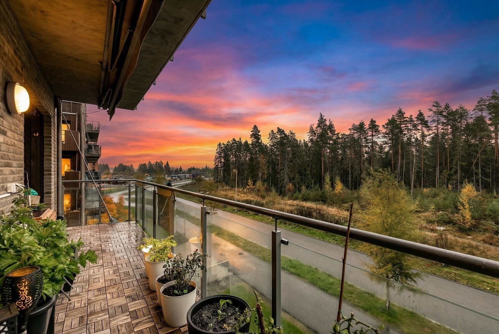 Kveld terrasse (1) Galleribilde