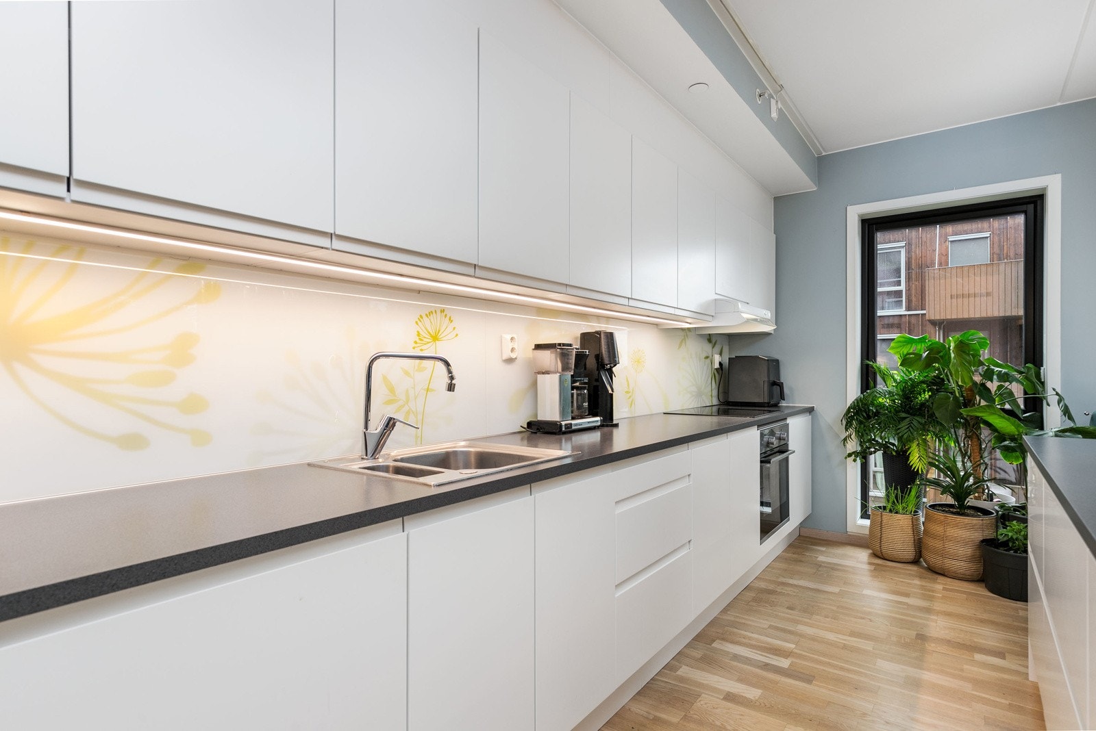 Stilrent og moderne kjøkken fra Sigdal. Galleribilde