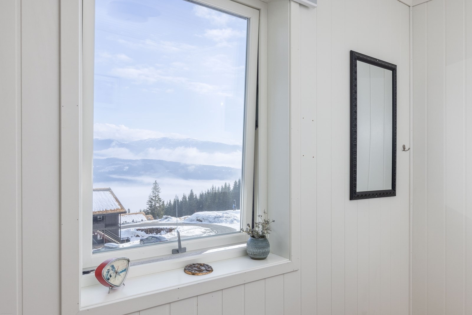 Start dagen med majestetisk utsikt før en dag i bakken. Galleribilde