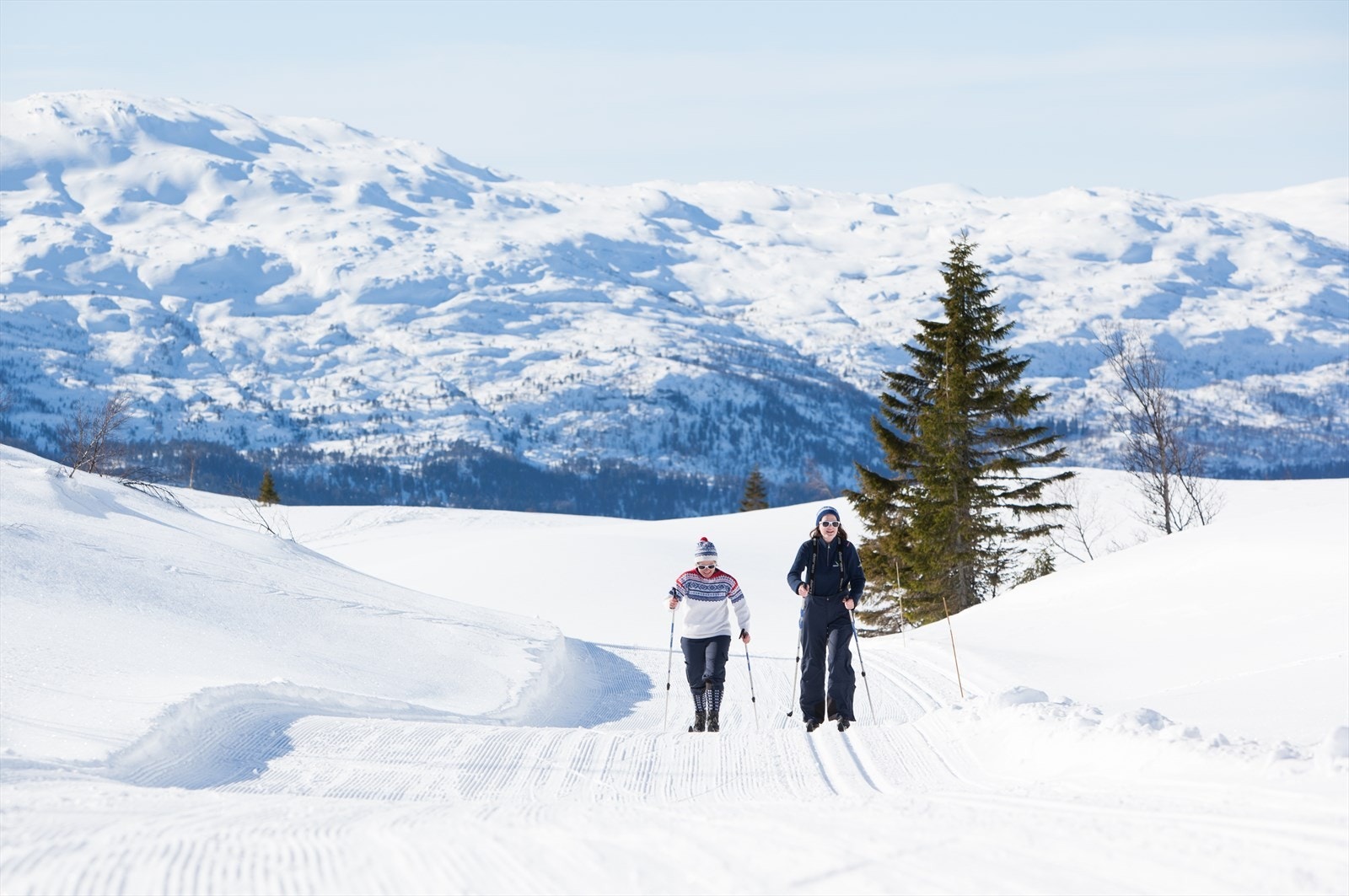 18 km med langrennsløyper, lett tilgjengelig med skiheis og gondol. Galleribilde