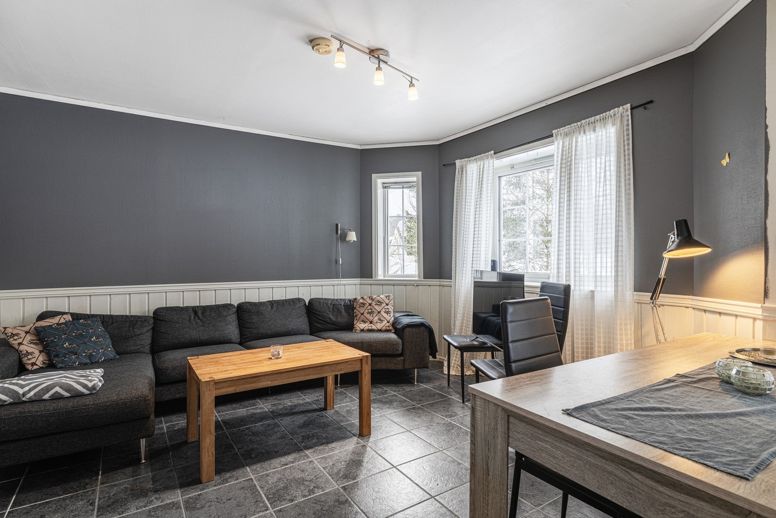 Stue i utleiedel. Galleribilde