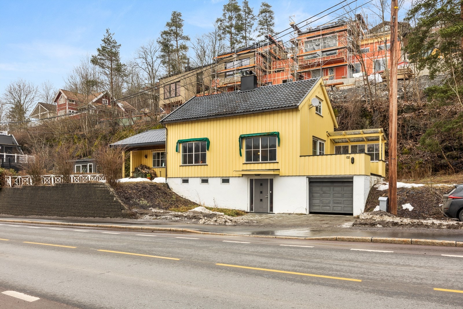 Dette er en stor og familievennlig enebolig med stort potensiale. Galleribilde